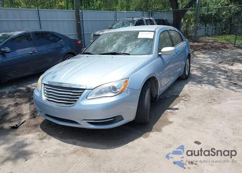 2013 Chrysler 200 Touring from USA, damaged, VIN 1C3CCBBB1DN696055